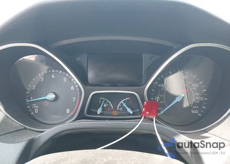 2017 Ford Focus Se z USA, uszkodzony, nr VIN 1FADP3F29HL201418